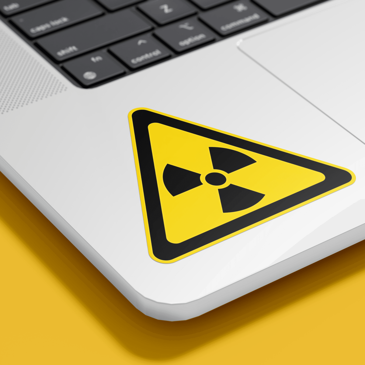 Highfive 3x3 inches Radiation warning sign Sticker self adhesive - Image 2